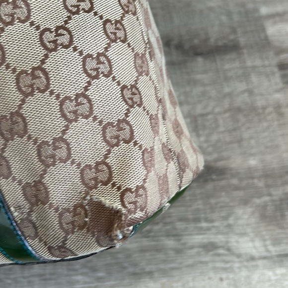 Read Description GUCCI  Abbey Monogram Tote Dark Green Trim - Picture 4 of 10